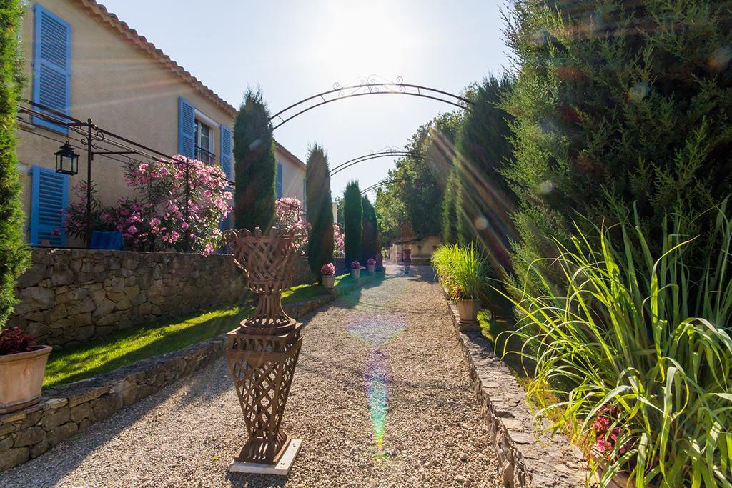 La Bastide De Valbonne Hotel Exterior foto